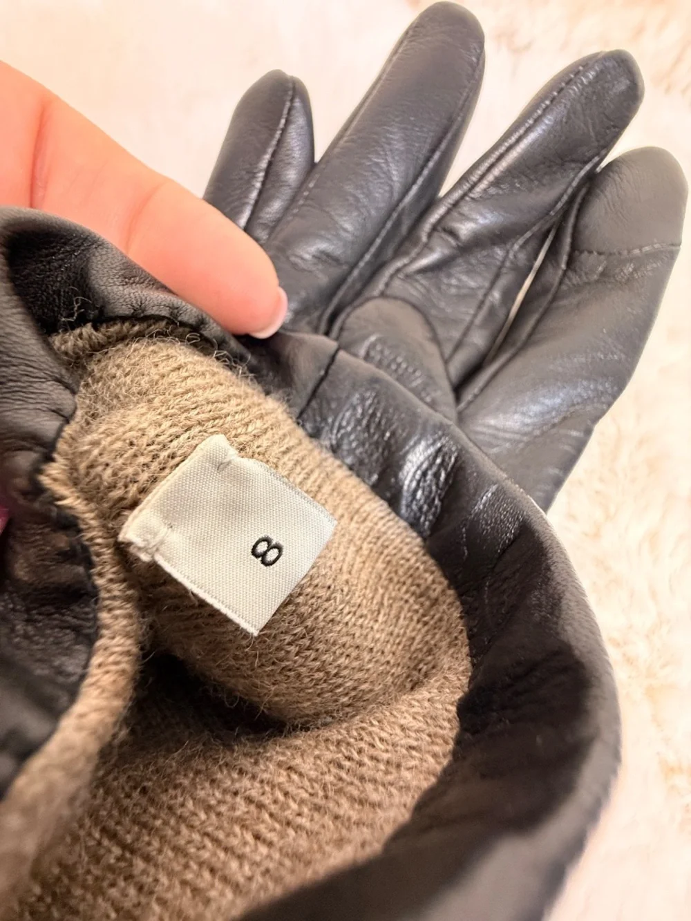 NWOT Coach Signature Sheep Leather 100% Wool Lining Tech Gloves in Black Size 8